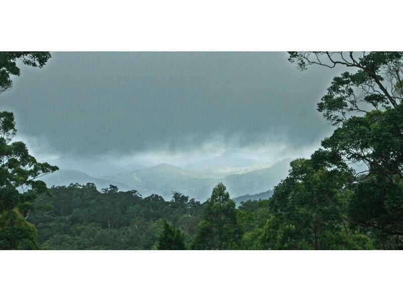 185 Wongawallan Road, Eagle Heights QLD 4271