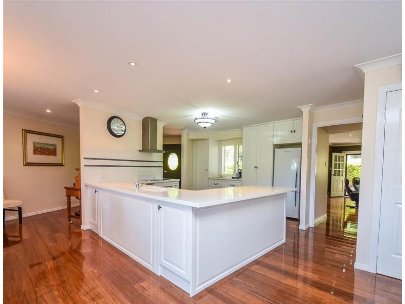 22-24 Nicolet Drive, Tamborine Mountain QLD 4272