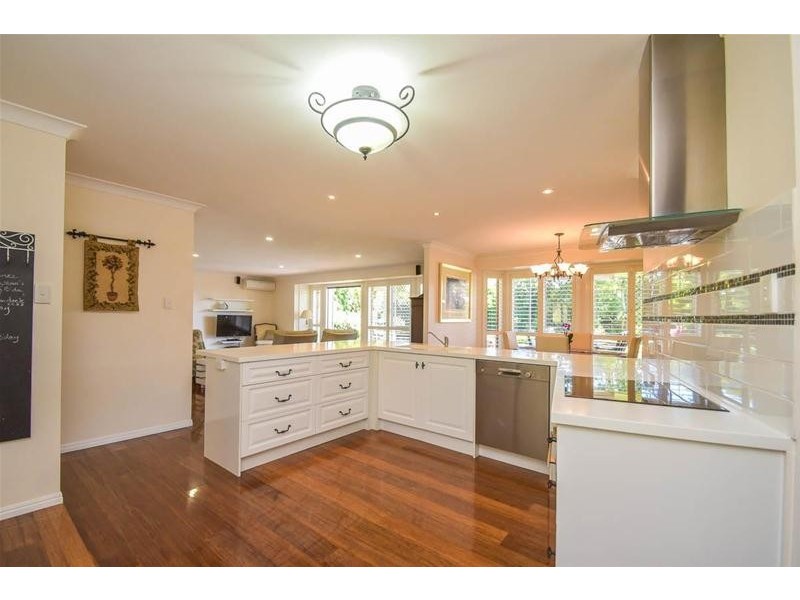 22-24 Nicolet Drive, Tamborine Mountain QLD 4272