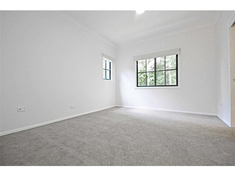 42 Dapsang Drive, Tamborine Mountain QLD 4272