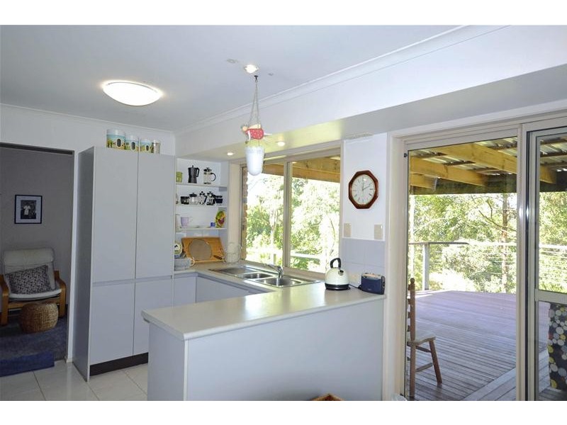 13-15 Leona Court, Tamborine Mountain QLD 4272