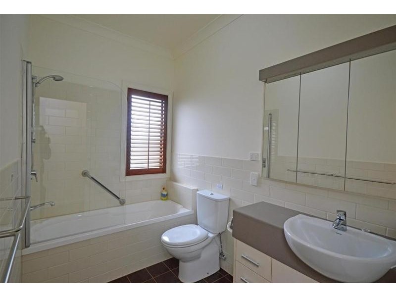 11/27-29 Capo Lane, Tamborine Mountain QLD 4272