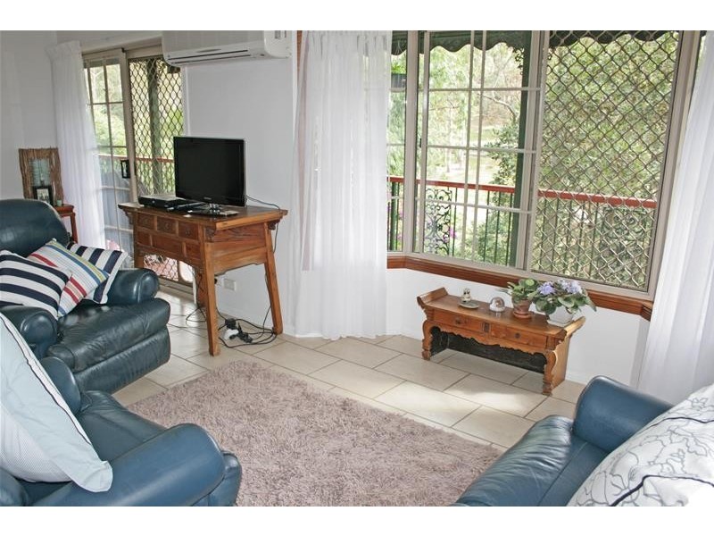 44 Kinabalu Drive, Tamborine Mountain QLD 4272