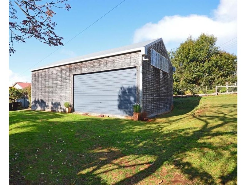 68 Coomera Gorge Drive, Tamborine Mountain QLD 4272