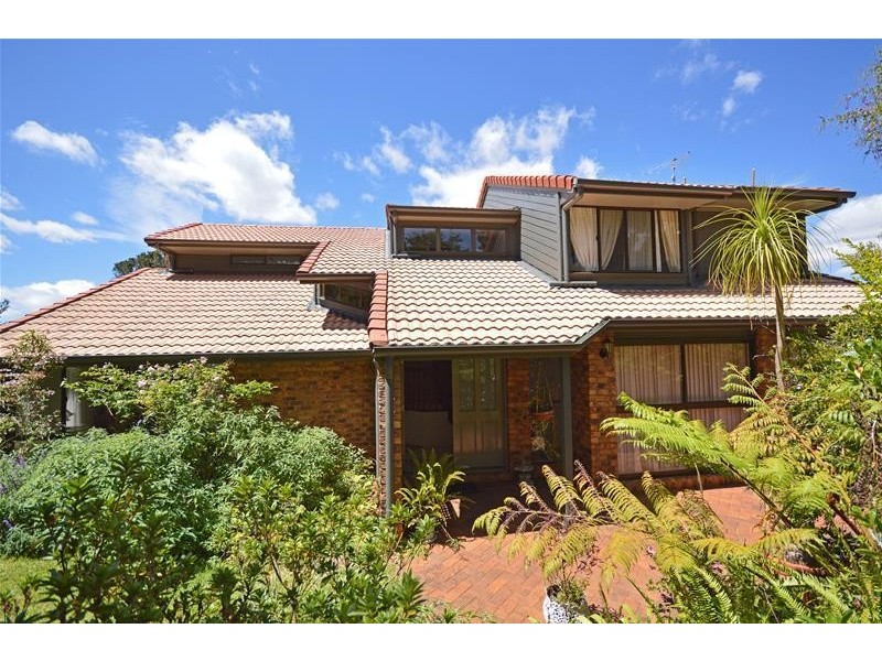 129 Curtis Road, Tamborine Mountain QLD 4272