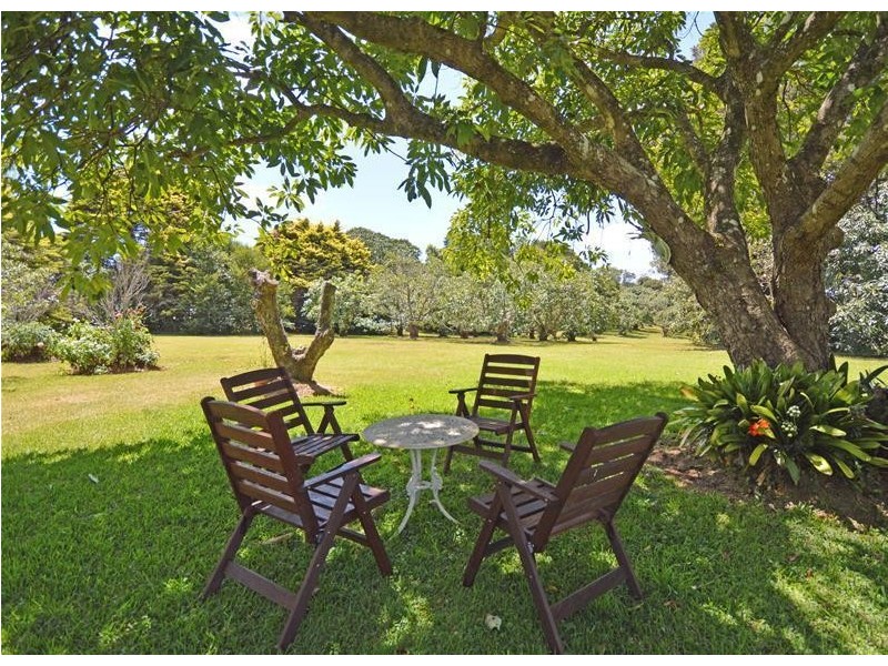 129 Curtis Road, Tamborine Mountain QLD 4272