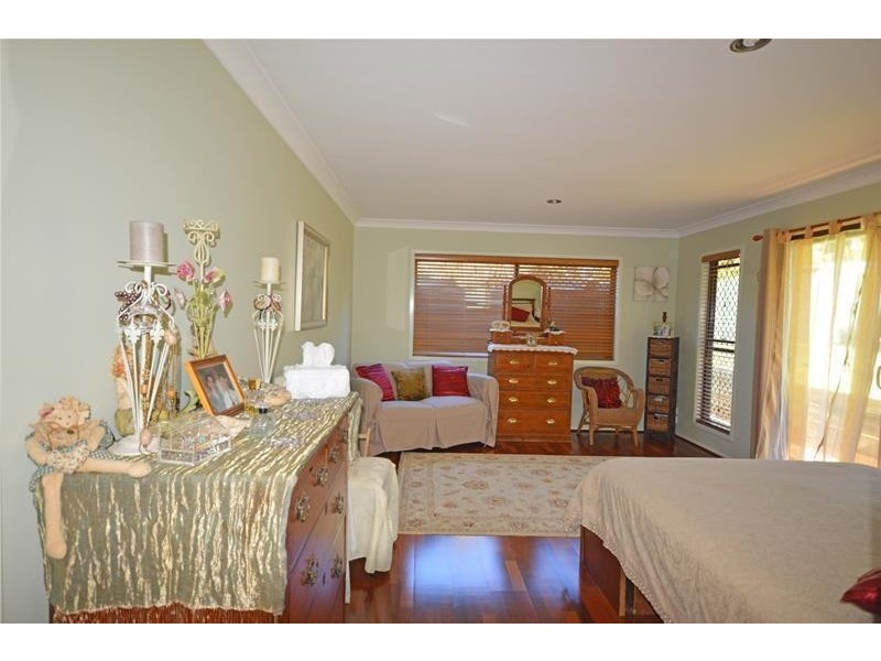 28 Stradbroke Avenue, Eagle Heights QLD 4271