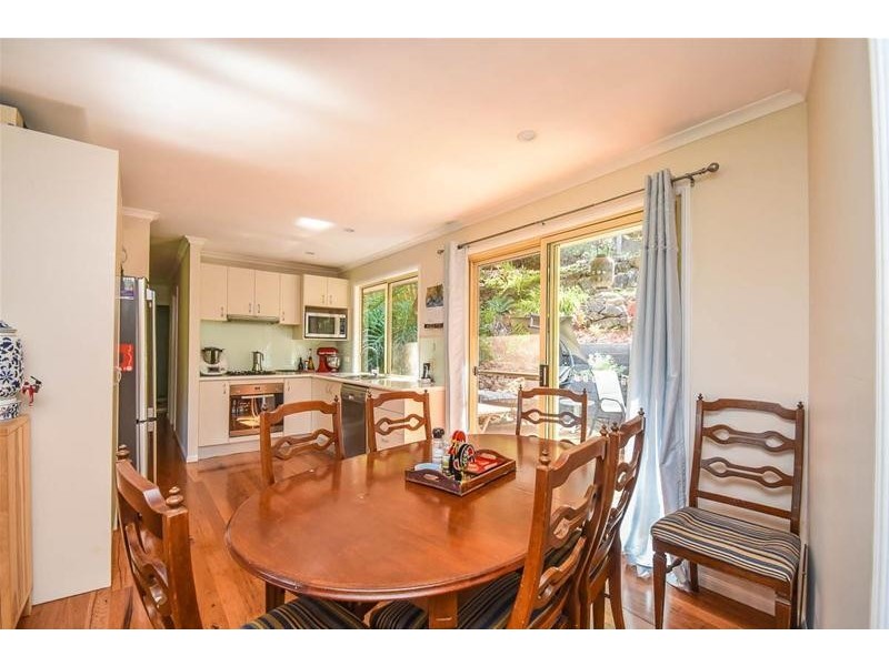 7 Apo Court, Tamborine Mountain QLD 4272