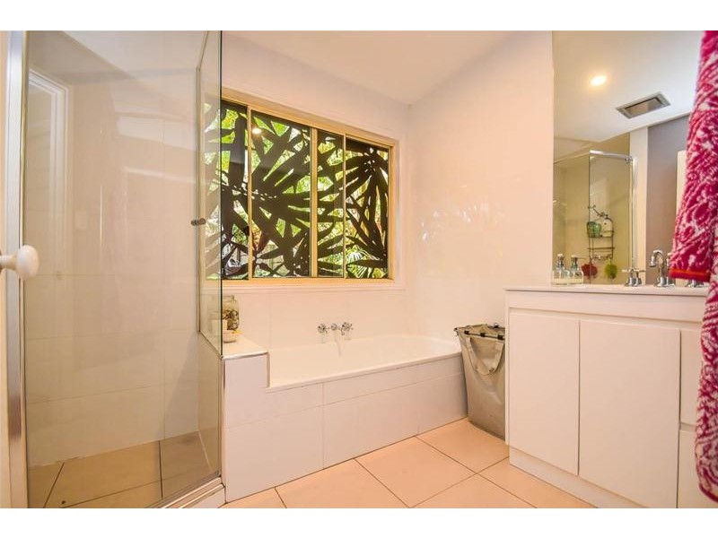 7 Apo Court, Tamborine Mountain QLD 4272