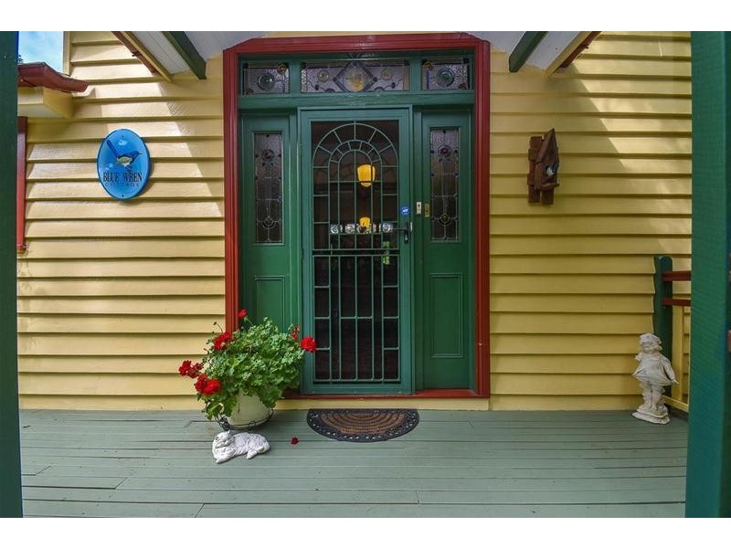 6-8 Madura Court, Tamborine Mountain QLD 4272