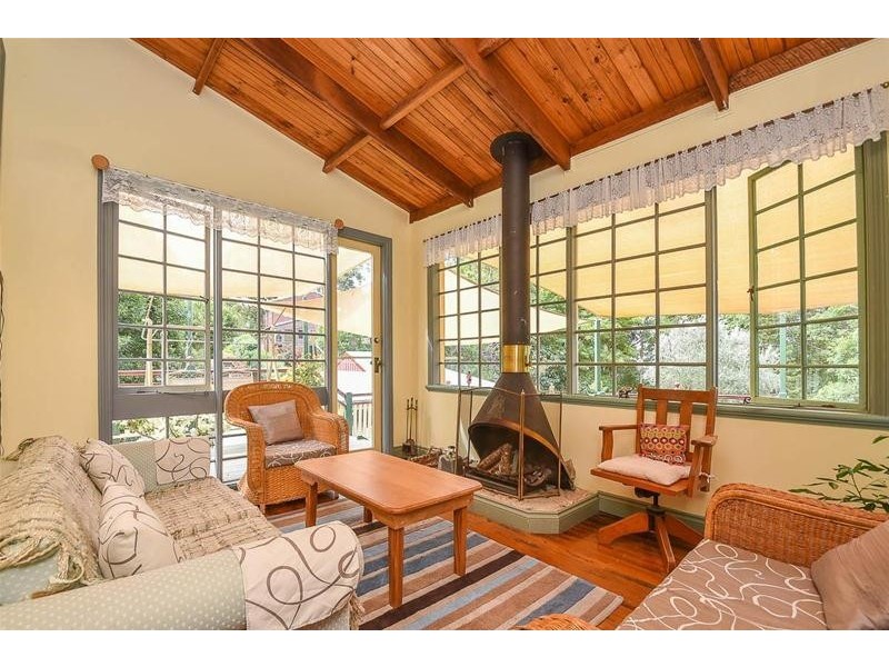 6-8 Madura Court, Tamborine Mountain QLD 4272