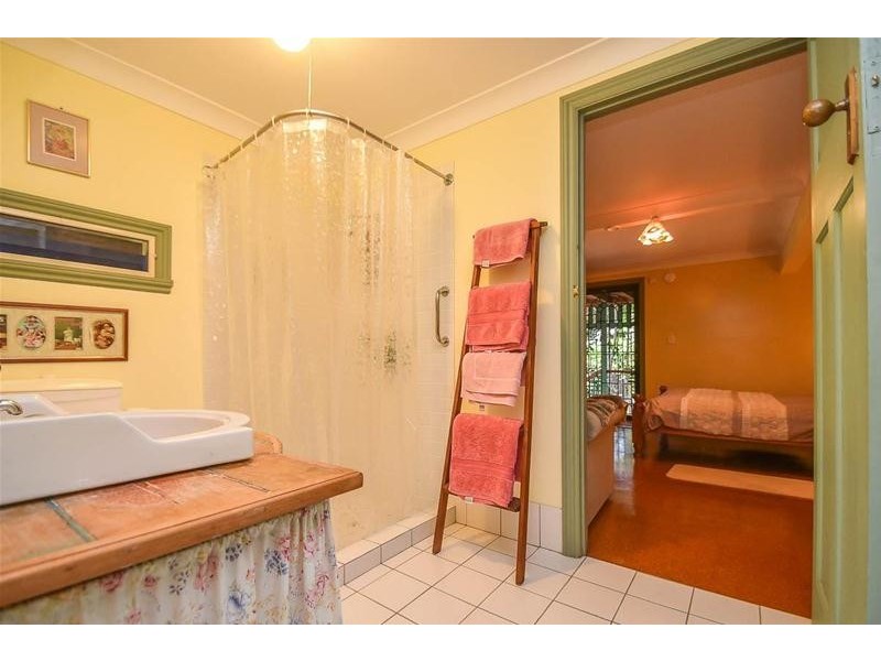 6-8 Madura Court, Tamborine Mountain QLD 4272