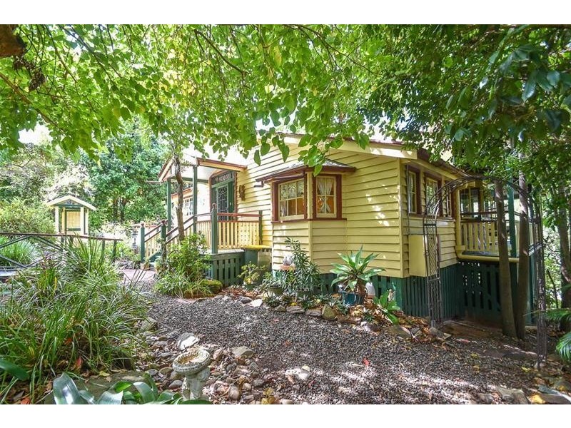 6-8 Madura Court, Tamborine Mountain QLD 4272