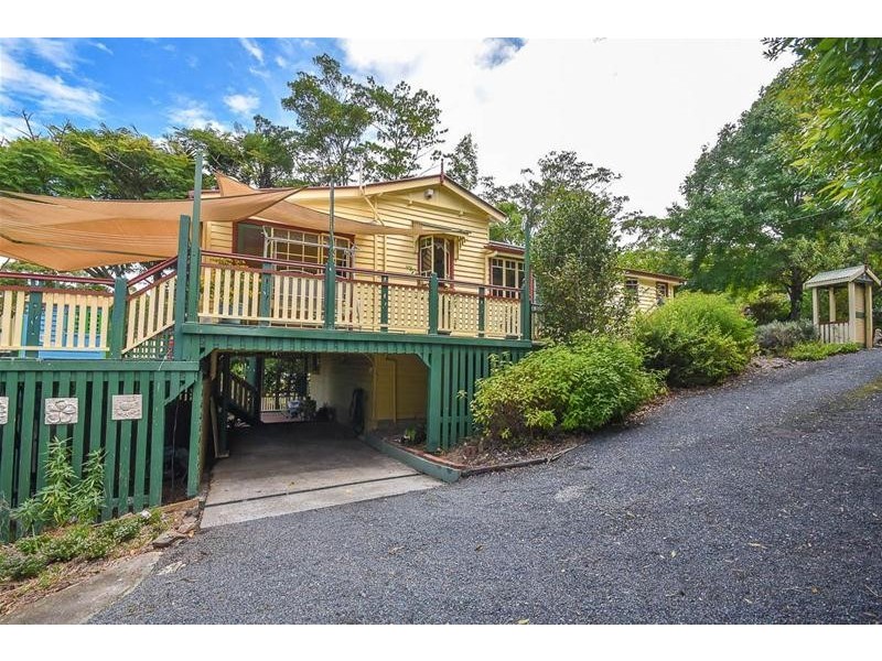6-8 Madura Court, Tamborine Mountain QLD 4272