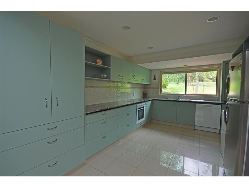 5-7 Borneo Court, Tamborine Mountain QLD 4272