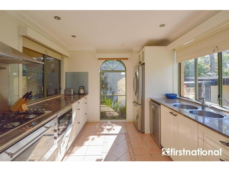 54 MacDonnell Road, Tamborine Mountain QLD 4272