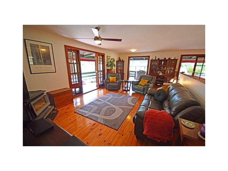 2-4 Meron Court, Tamborine Mountain QLD 4272