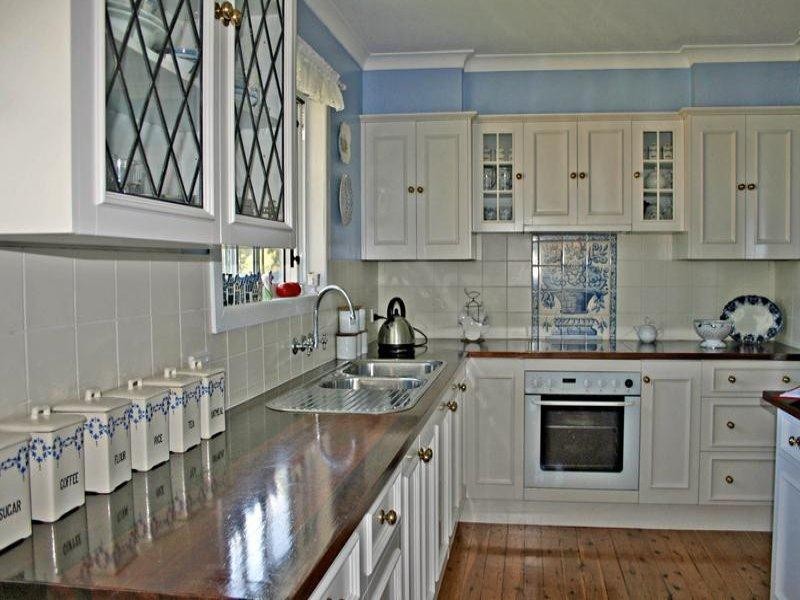 22 Cliff Way, Eagle Heights QLD 4271