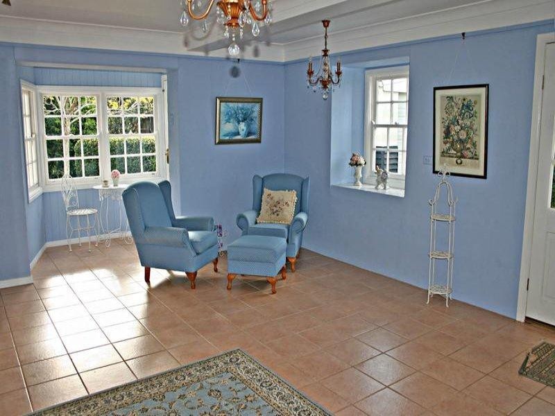 22 Cliff Way, Eagle Heights QLD 4271