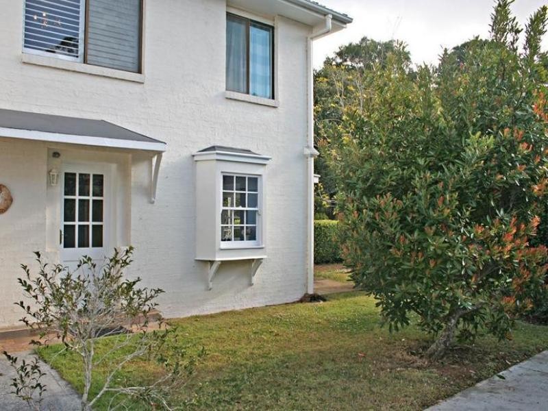 22 Cliff Way, Eagle Heights QLD 4271