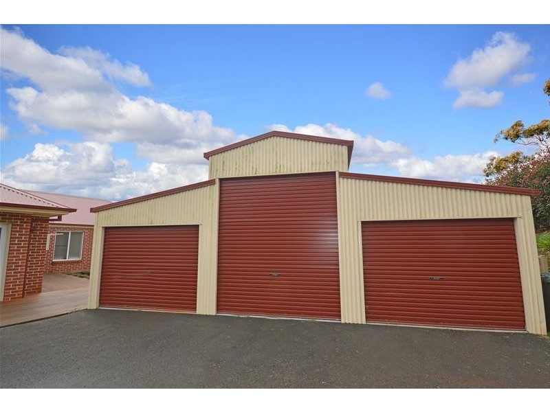 30 St Bernard Street, Tamborine Mountain QLD 4272