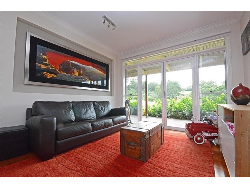 30 St Bernard Street, Tamborine Mountain QLD 4272