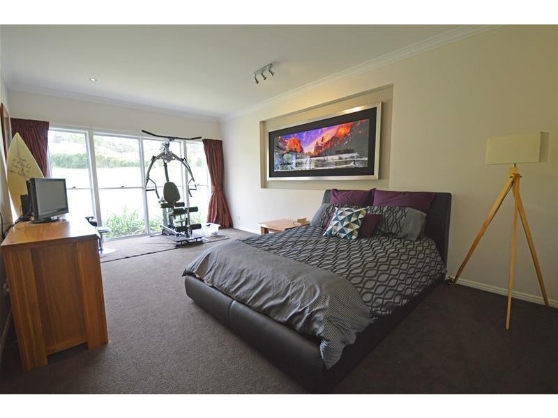 30 St Bernard Street, Tamborine Mountain QLD 4272