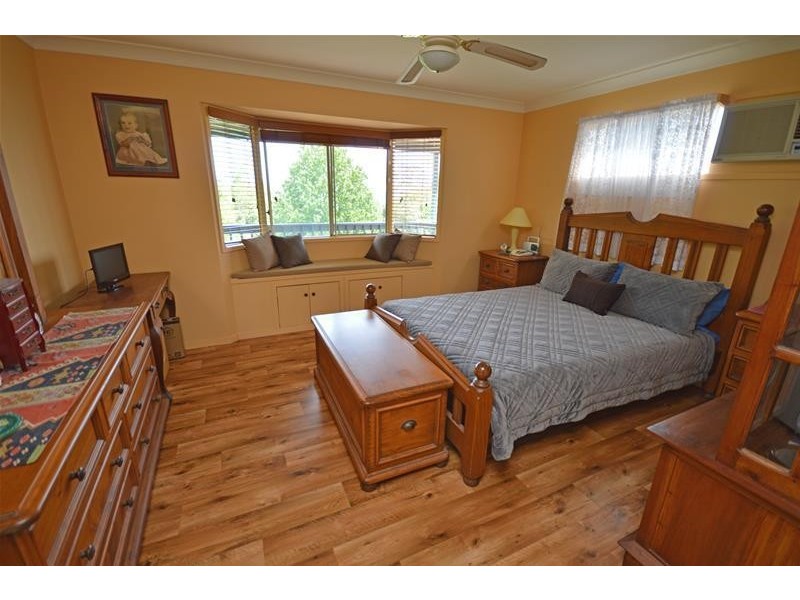 70 Pacific Parade, Tamborine Mountain QLD 4272