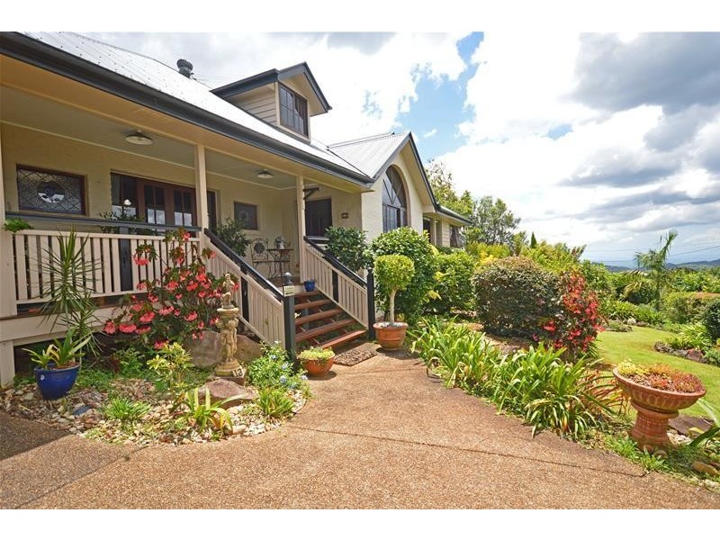 13 Paradise Drive, Tamborine Mountain QLD 4272