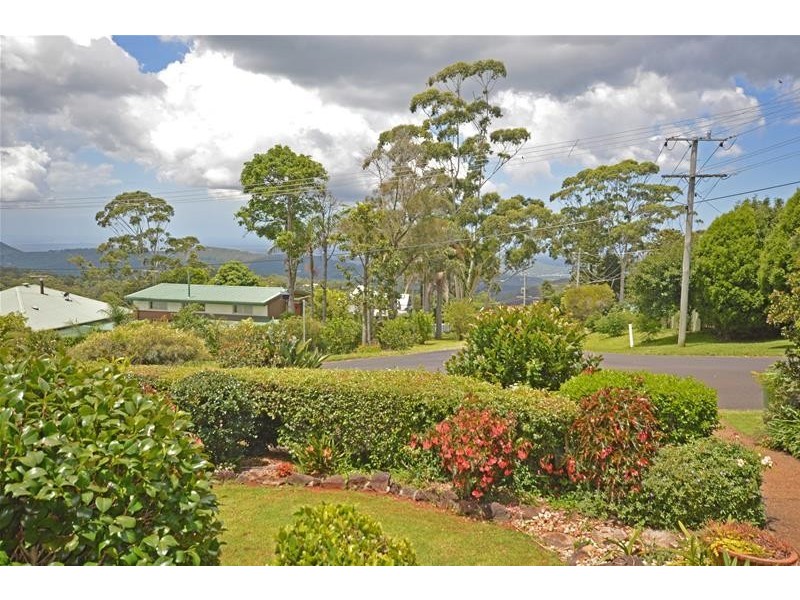 13 Paradise Drive, Tamborine Mountain QLD 4272