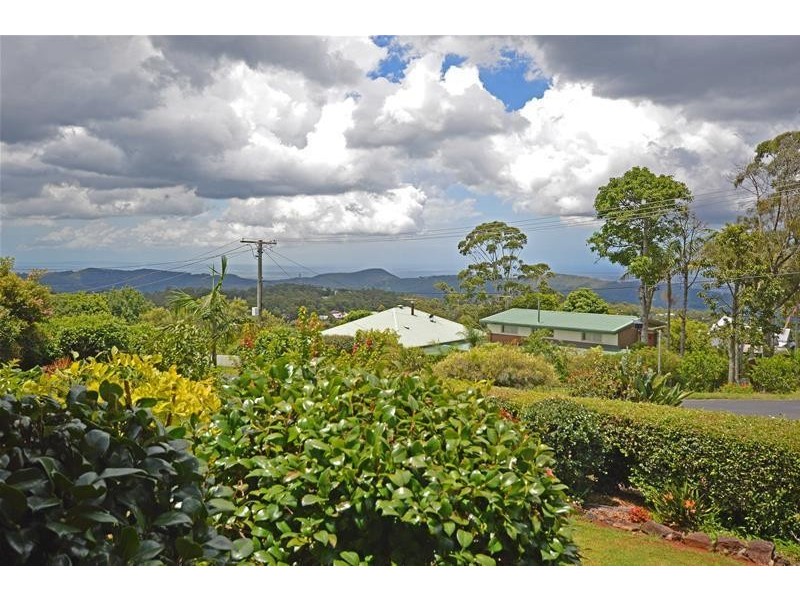 13 Paradise Drive, Tamborine Mountain QLD 4272