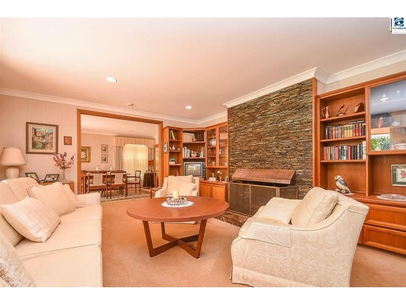 20 White Road, Tamborine Mountain QLD 4272