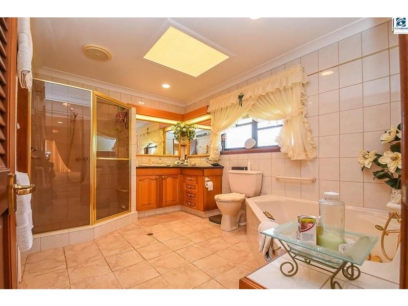 20 White Road, Tamborine Mountain QLD 4272