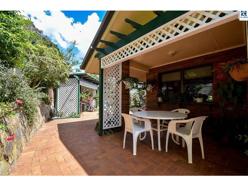 20 White Road, Tamborine Mountain QLD 4272