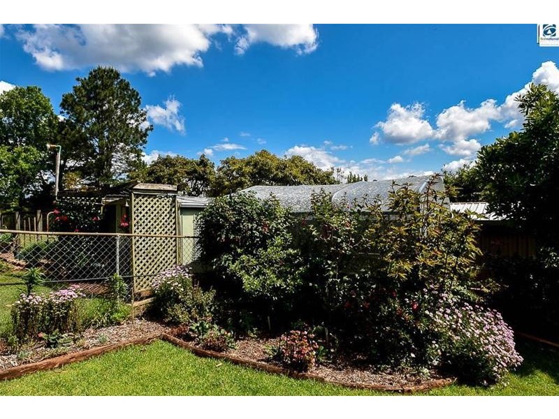 20 White Road, Tamborine Mountain QLD 4272