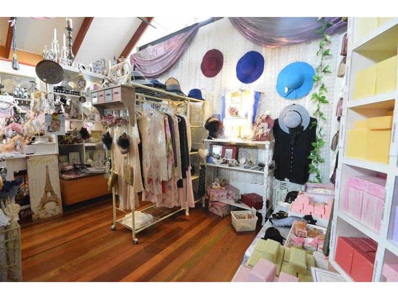 117B Long Road, Tamborine Mountain QLD 4272