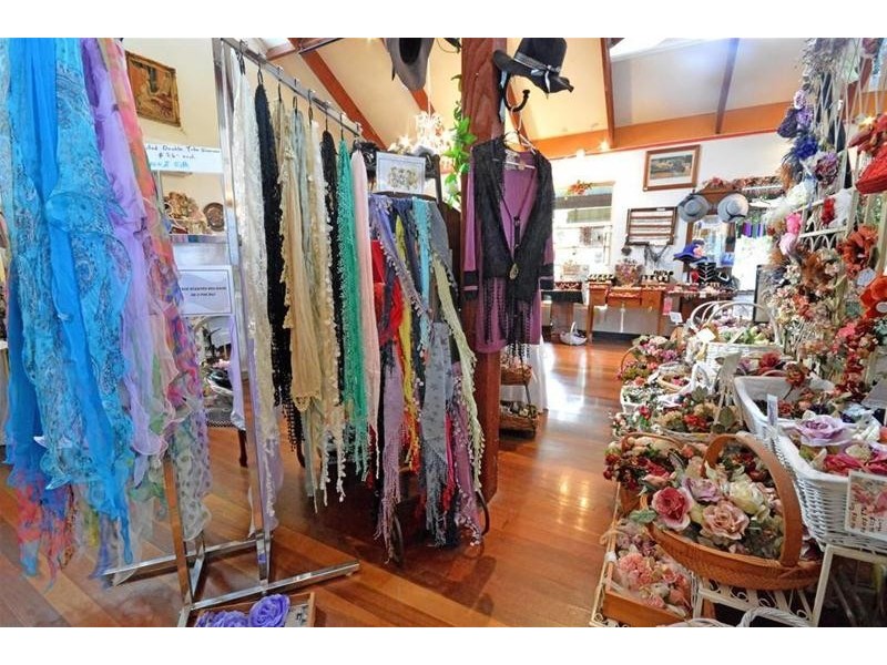 117B Long Road, Tamborine Mountain QLD 4272