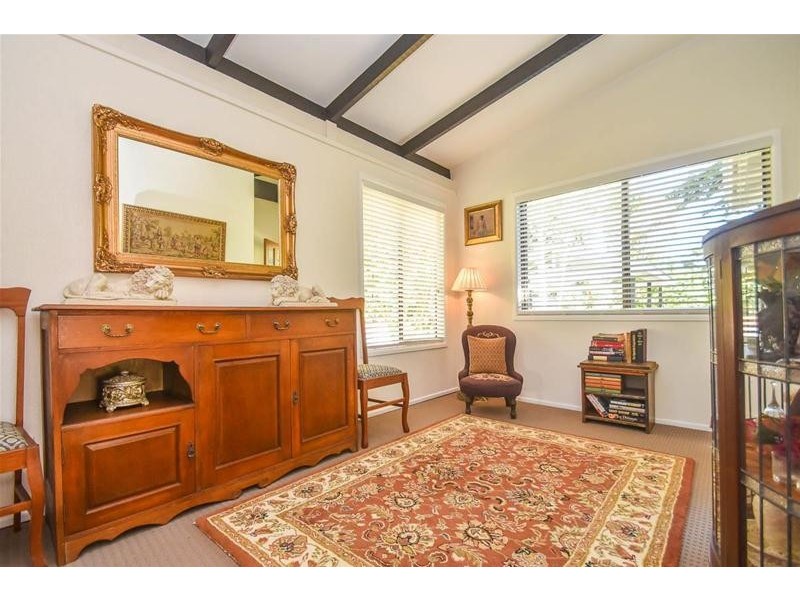 22 Beechmont Avenue, Tamborine Mountain QLD 4272