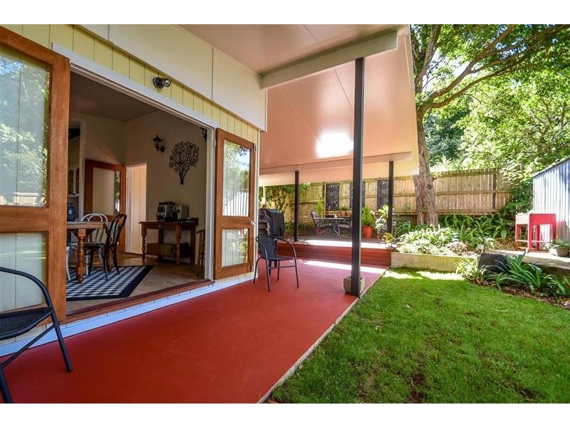 22 Beechmont Avenue, Tamborine Mountain QLD 4272