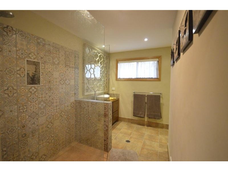 12 Katmai Court, Tamborine Mountain QLD 4272