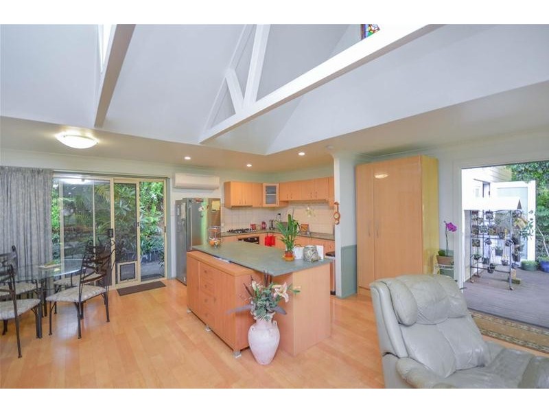 13 Kamet Court, Tamborine Mountain QLD 4272