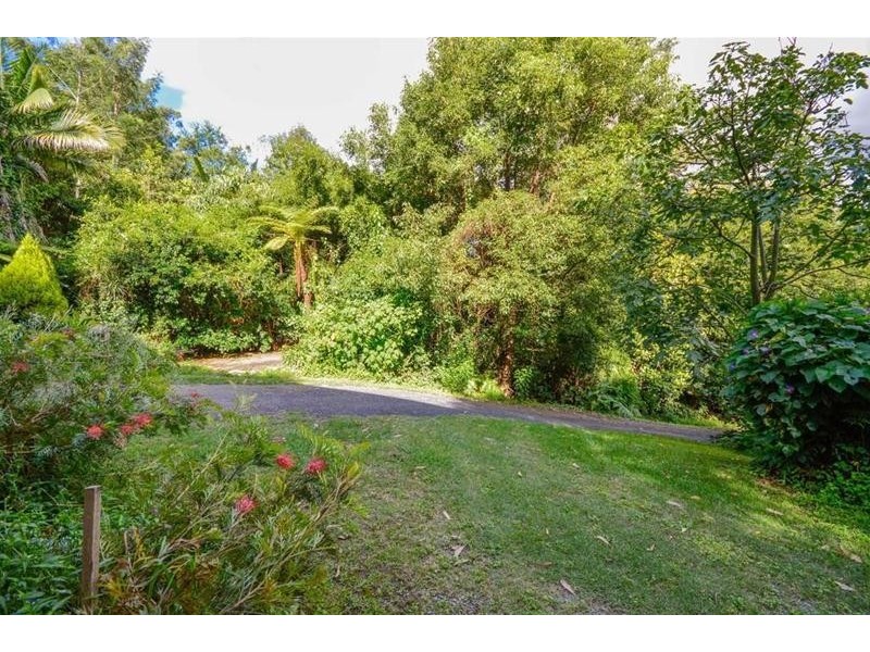 13 Kamet Court, Tamborine Mountain QLD 4272