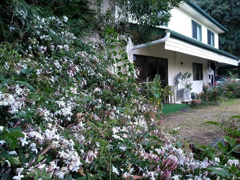 13 Kamet Court, Tamborine Mountain QLD 4272