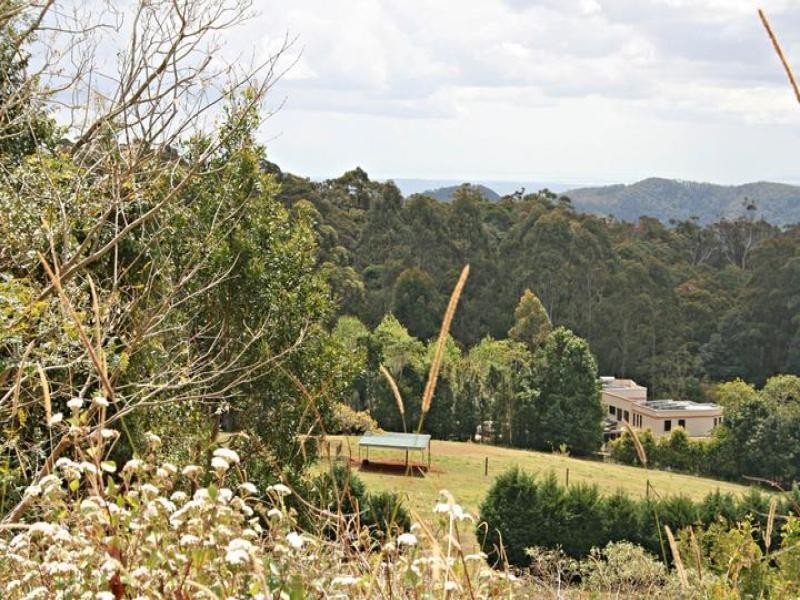 91 Wongawallan Road, Eagle Heights QLD 4271