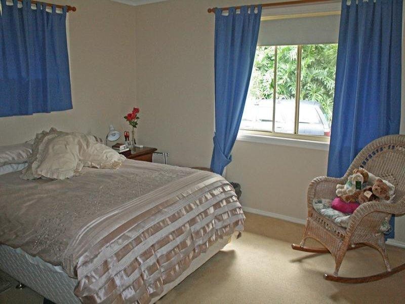 5 Contour Road, Eagle Heights QLD 4271