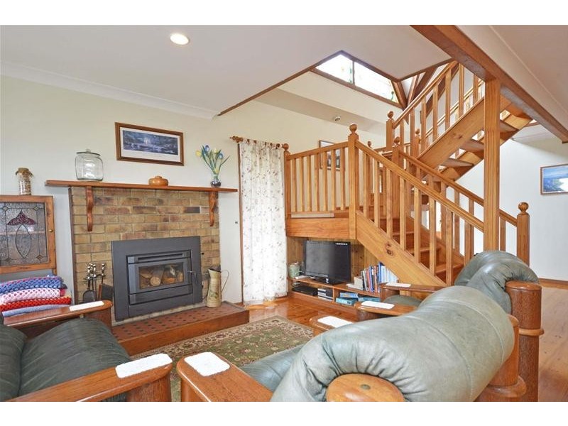 10 Magnetic Drive, Tamborine Mountain QLD 4272