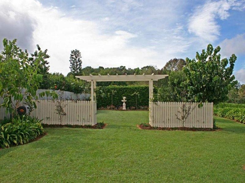 266 Long Road, North Tamborine QLD 4272
