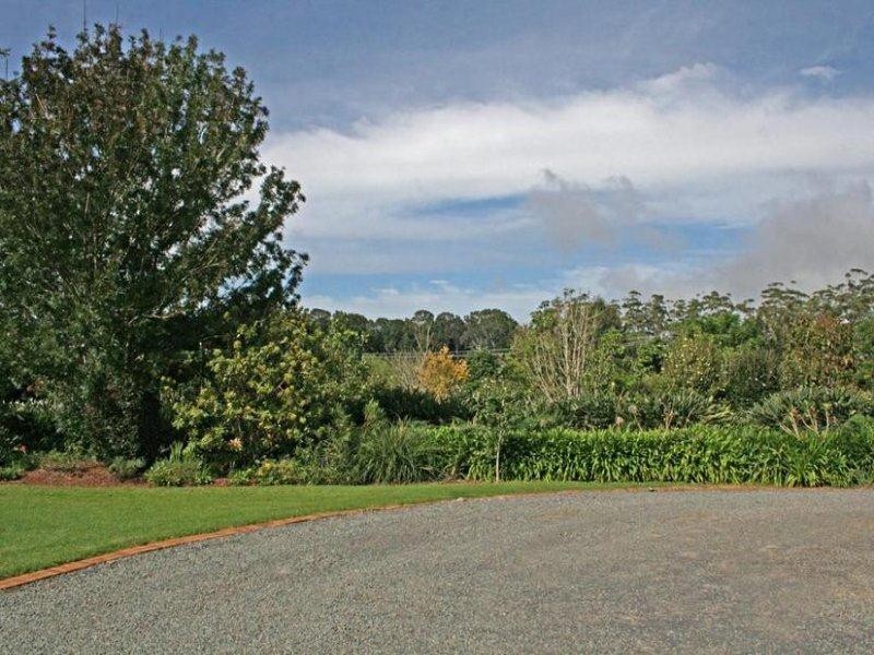 266 Long Road, North Tamborine QLD 4272