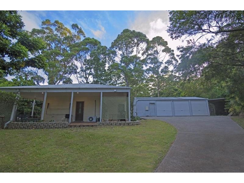 122 Kinabalu Drive, Tamborine Mountain QLD 4272