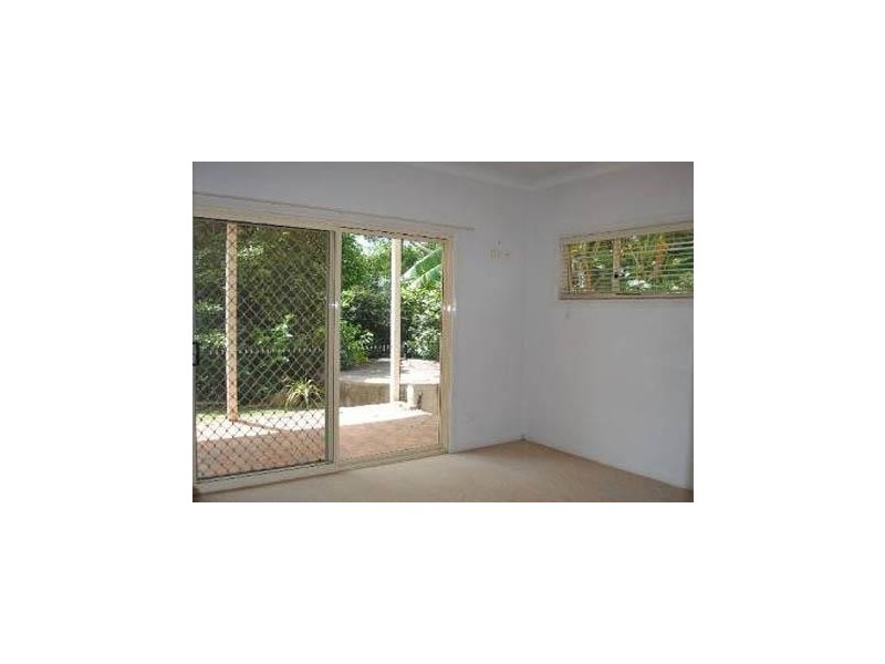 122 Kinabalu Drive, Tamborine Mountain QLD 4272